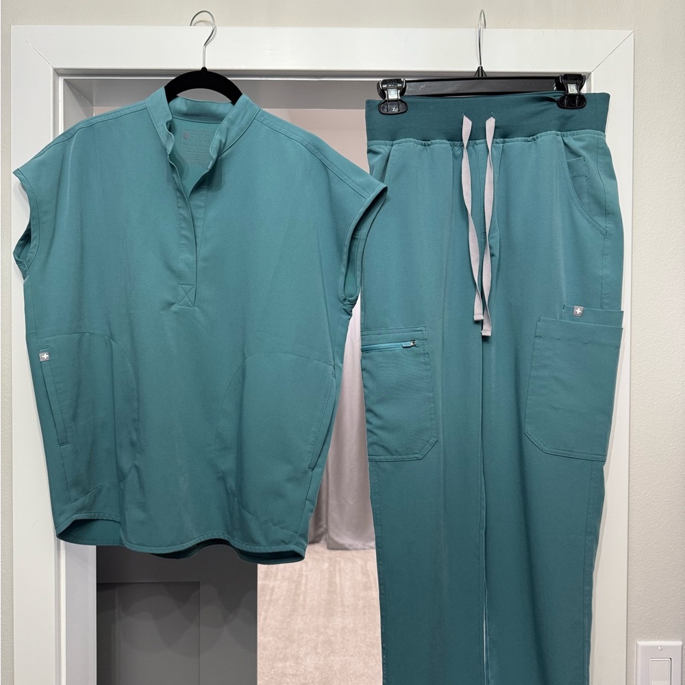 Figs Scrub Set - Hydrogreen